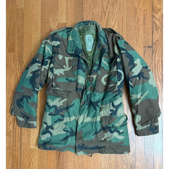 US Army Woodland Camo Field Jacket Cold Weather Lined Jacket Vintage Men's Small - Picture 1 of 6